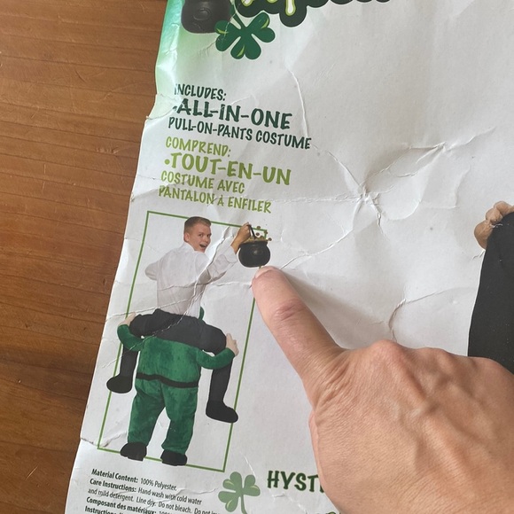 👻 Leprechaun Piggyback Costume - Picture 6 of 10